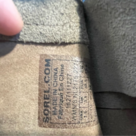 Sorel cate the great wedge boot size 7 1/2 - Picture 2 of 4